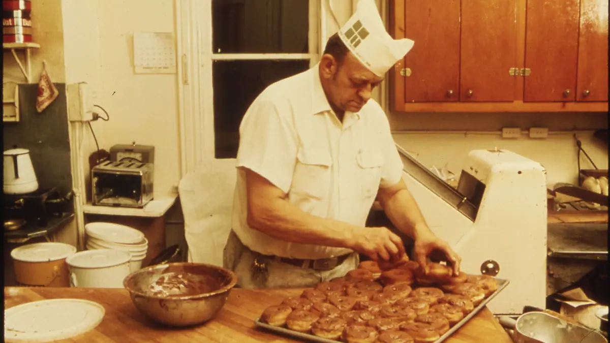 Middle Eastern Bakery bakes